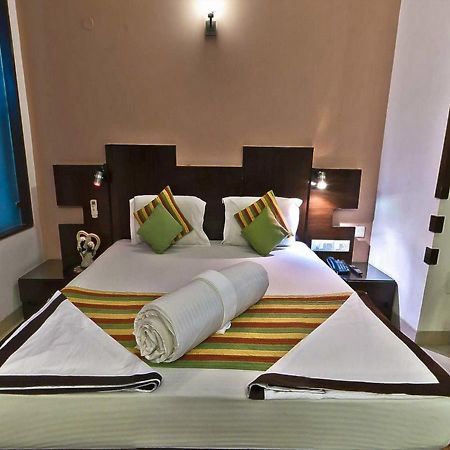 Maxfort Greenwood City Gurgaon Eksteriør billede