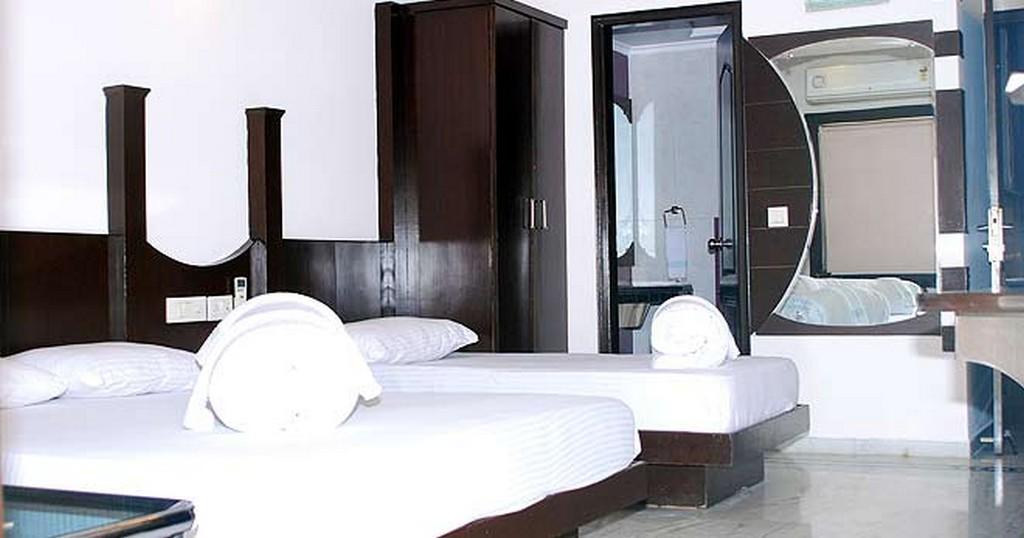 Maxfort Greenwood City Gurgaon Eksteriør billede