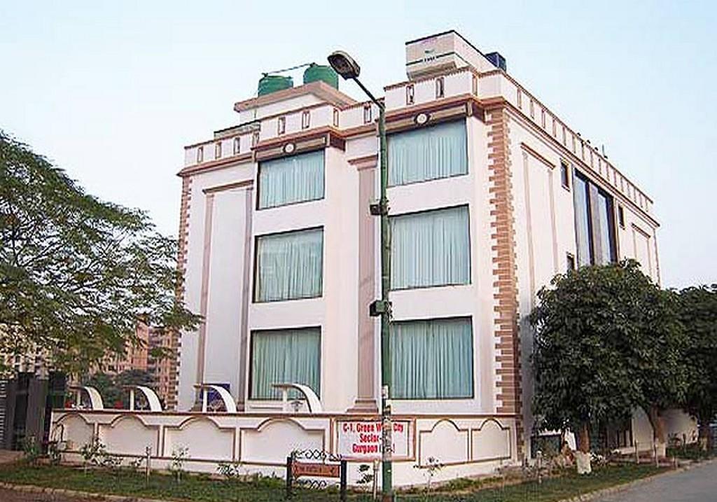 Maxfort Greenwood City Gurgaon Eksteriør billede
