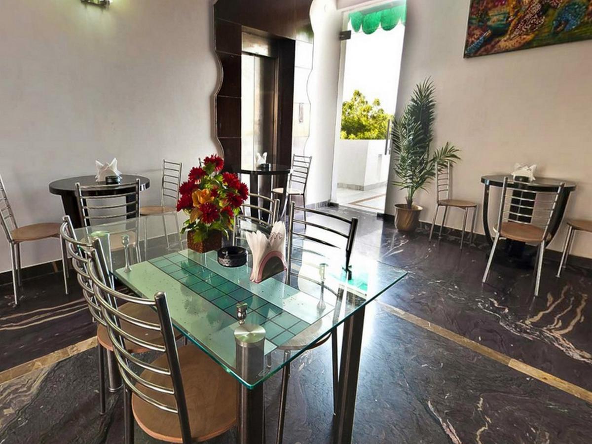 Maxfort Greenwood City Gurgaon Eksteriør billede