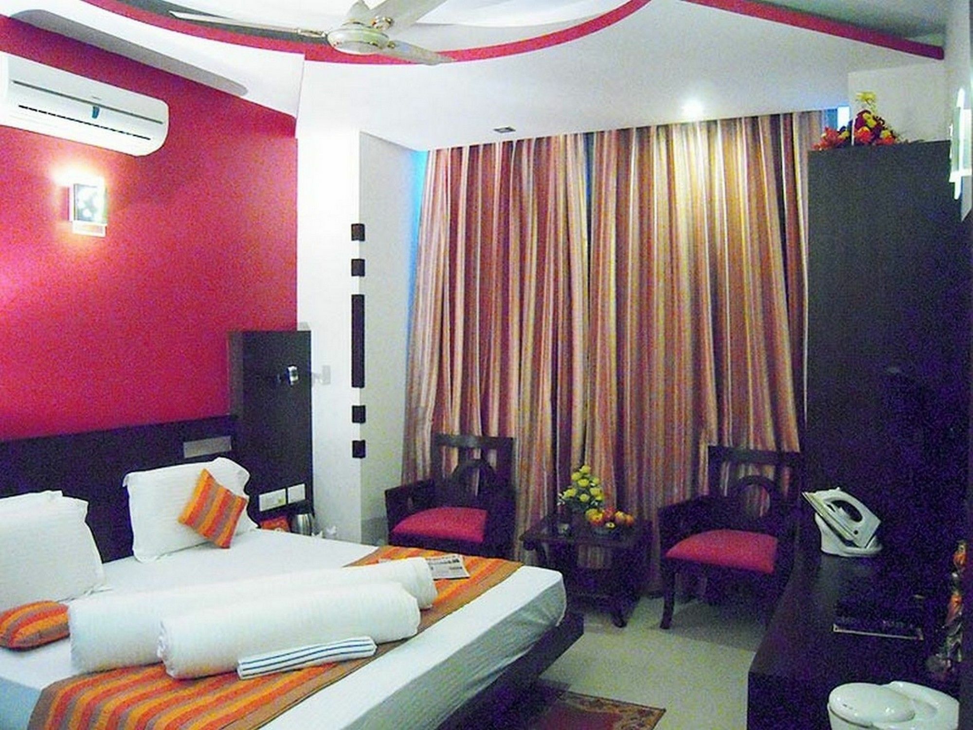 Maxfort Greenwood City Gurgaon Eksteriør billede